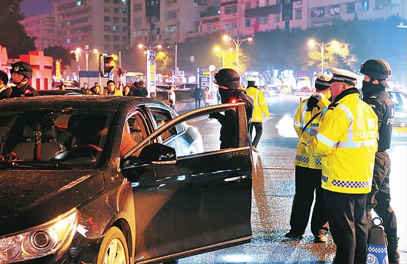 醉驾被抓.jpg 醉驾被抓.jpg